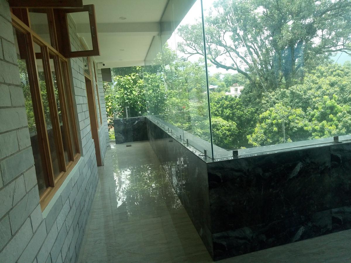 Hotel Sky Bule & Restaurant Khas Nagrota 外观 照片